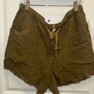 Free People Olive Linen Blend Pull On Shorts Raw Hem Boho Relaxed Fit